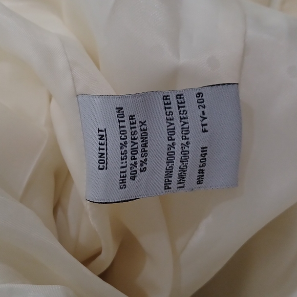 Jessica Simpson Medium creame/off white Short Cotton/polyester trenchcoat. - Picture 10 of 12